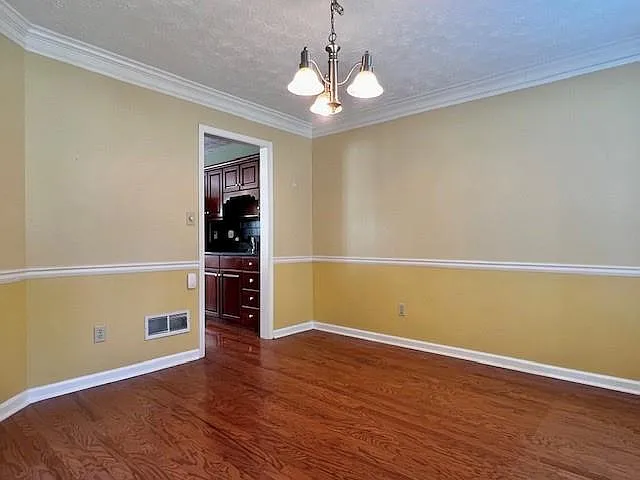 930 Cedar Bluff Trl SW — Photo 3