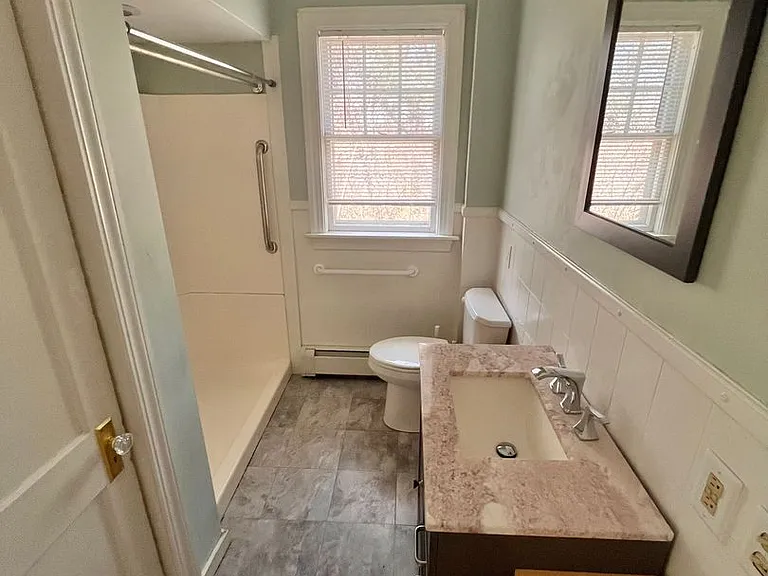 1430 Woodbury Ave — Photo 11