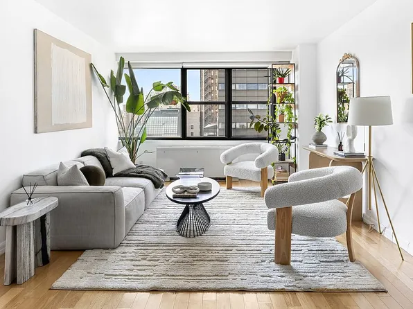 7 E 14th St APT 17-G, Manhattan, NY 10003