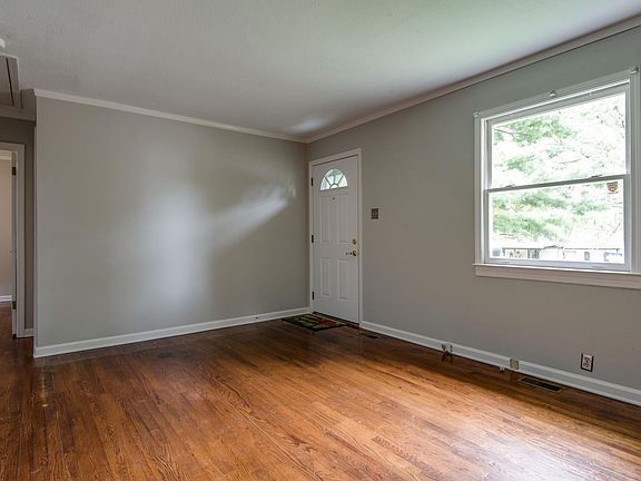 5th image of 703 S 16th St