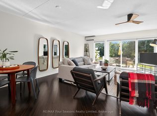 44 Trott Blvd #13, Collingwood, ON L9Y 5B7