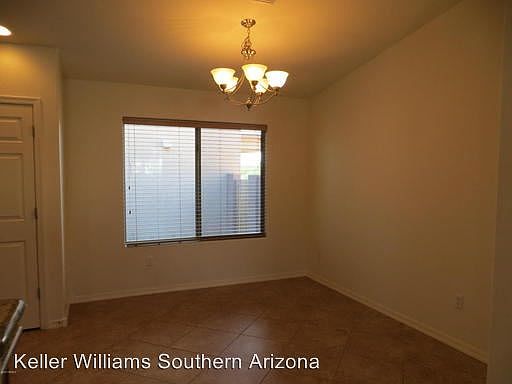 5th image of 4171 E Coolbrooke Dr