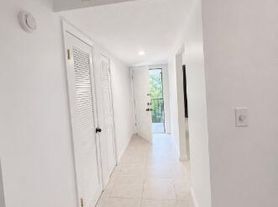3280 Spanish Moss Ter, Fort Lauderdale, FL