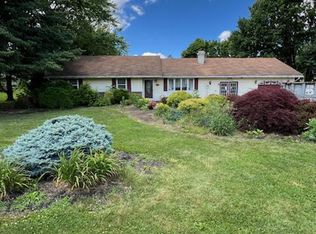 780 Schappell Rd, Hamburg, PA 19526