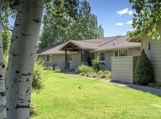 60475 Arnold Market Rd, Bend, OR 97702