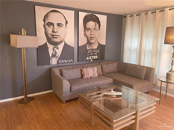 4th image of 1119 E Laurel Ave #1119A