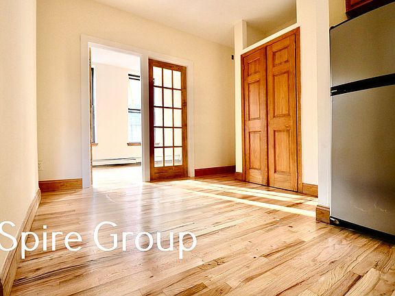 2nd image of 814 10th Ave APT 5C