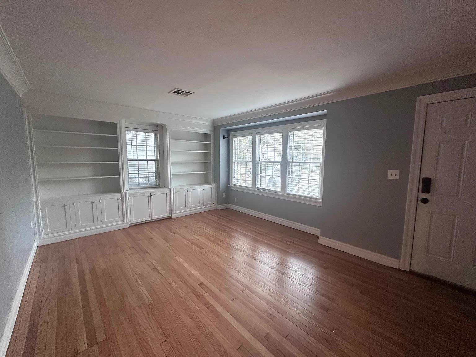 3 bed, 1735 sqft, $1,800 — Photo 3