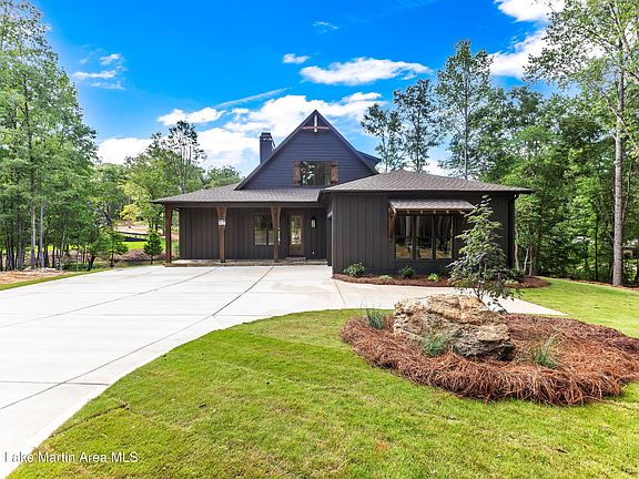2nd image of 67 Cove Cir