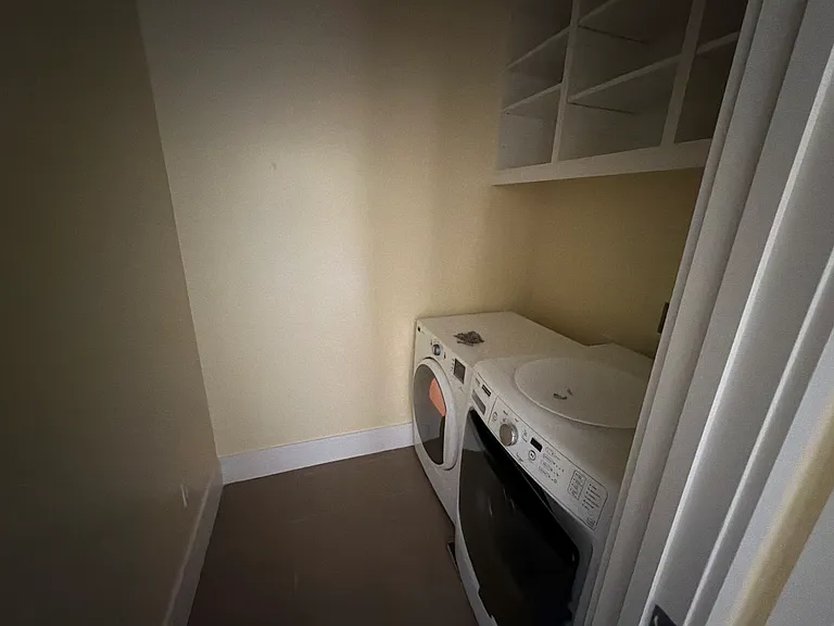1838 Ogden Dr #413 — Photo 8