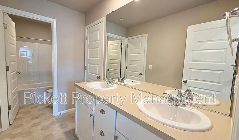 1032 Baker Heights Loop — Photo 30