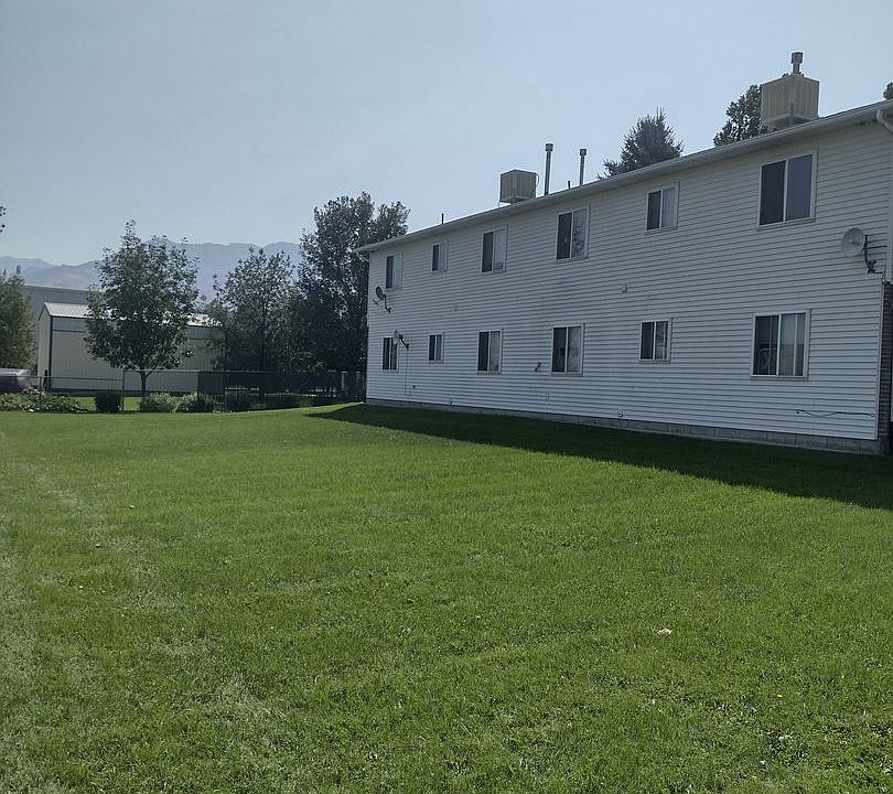 Building Photo 4