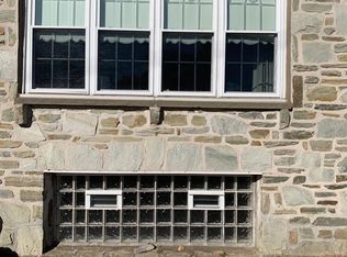 8806 Lister St, Philadelphia, PA 19152