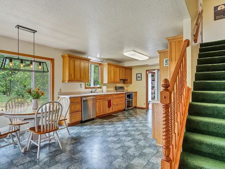 3194 Crooked Finger Rd NE — Photo 25