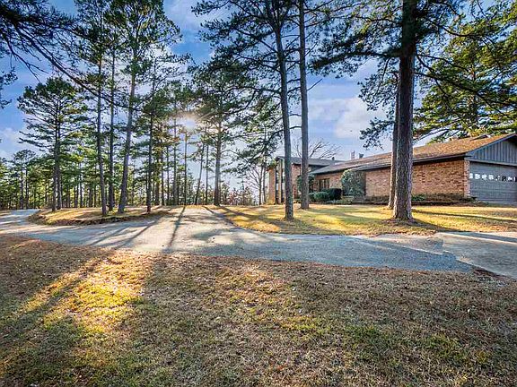 3rd image of 728 County Road 2215
