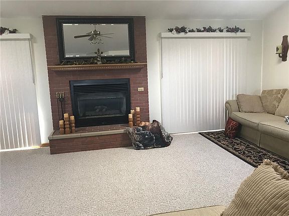 5th image of 7078 S Pr Royal Springs Dr