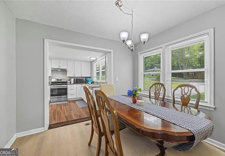 1314 Hidden Circle Dr — Photo 10