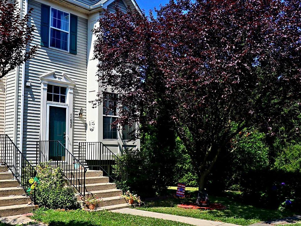 1st image of 11052 Doubleday Ln