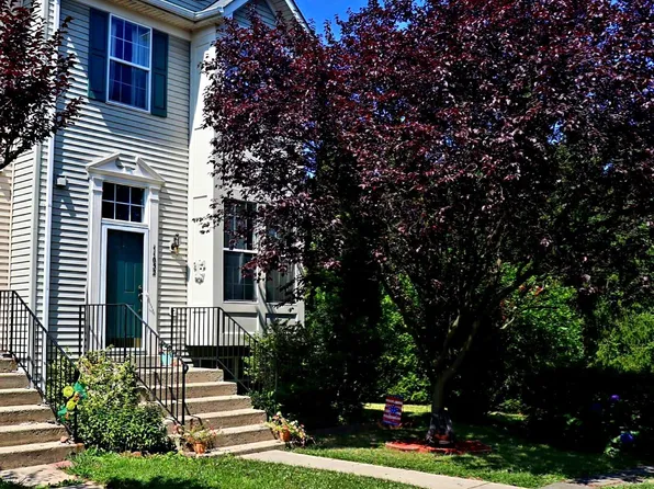 11052 Doubleday Ln, Manassas, VA 20109