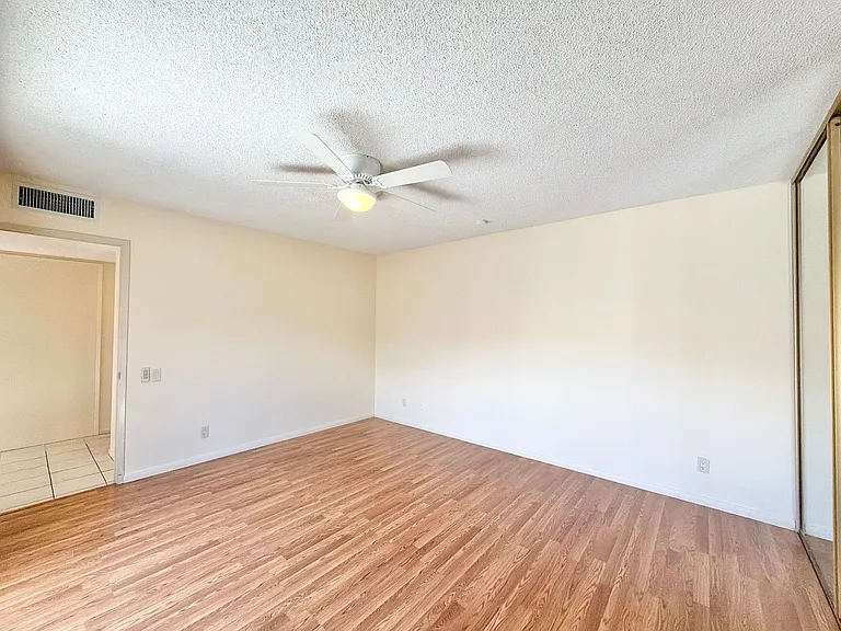 2550 Miramonte Cir E #C — Photo 20