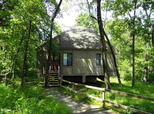 12 Lookout Trce, Galena, IL 61036