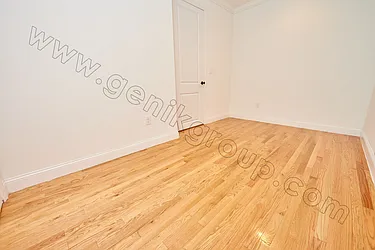 Rented by Genik Group Corp