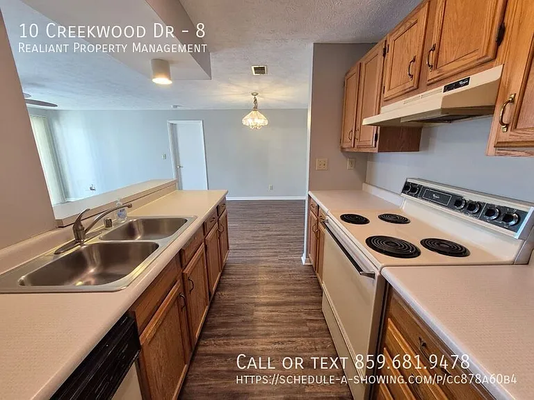 10 Creekwood Dr #8 — Photo 7