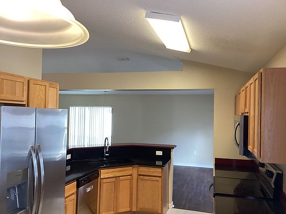3rd image of 6914 Waterbrook Ct