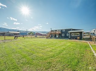 1143 S Perry Ave, East Wenatchee, WA 98802
