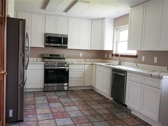 4th image of 23 Platt St