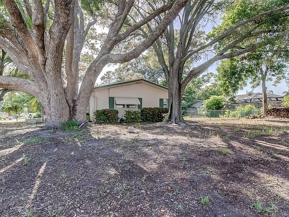 3rd image of 2034 Kenmoore Dr