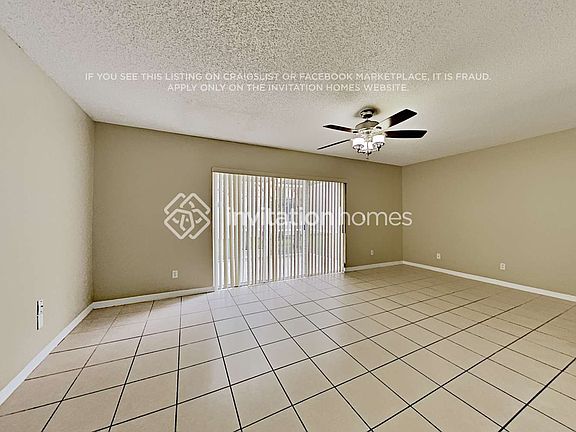 5th image of 861 NW 208th Dr