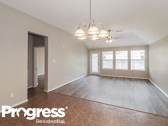 5th image of 1620 Wickham Dr
