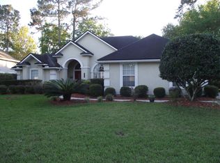 1652 Country Walk Dr, Fleming Island, FL 32003