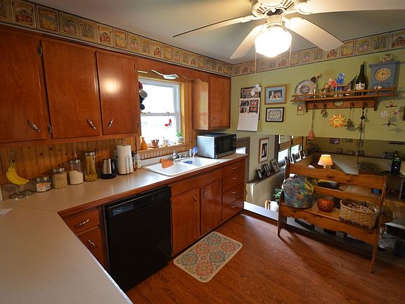 4th image of this home