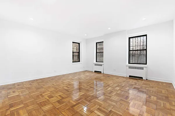 Rented by Compass | media 17