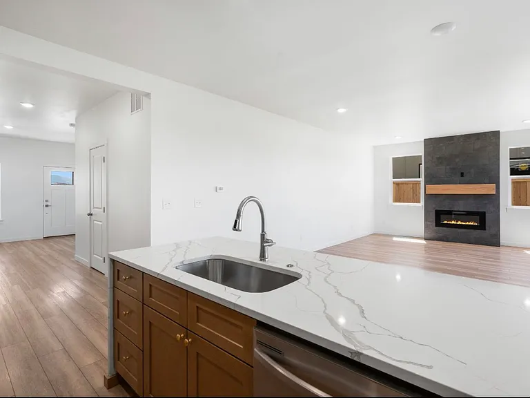 804 Accolade Loop — Photo 11