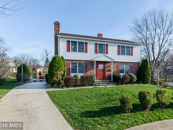 2nd image of 9 Monroe Field Ct