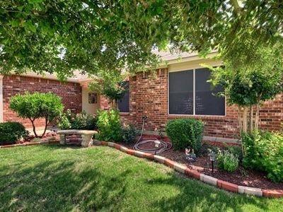 2802 Don Hill Ln, Taylor, TX, 76574