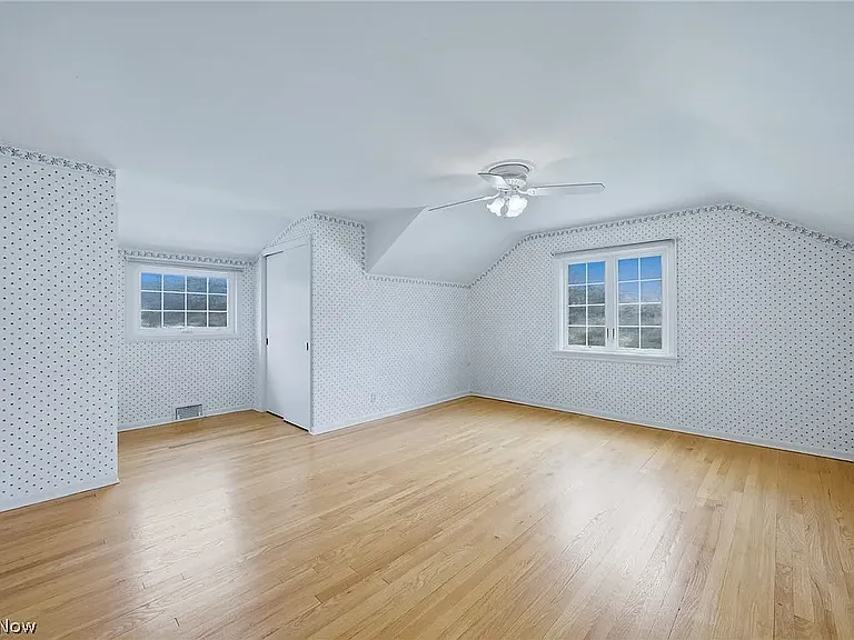 32245 Burlwood Dr — Photo 10