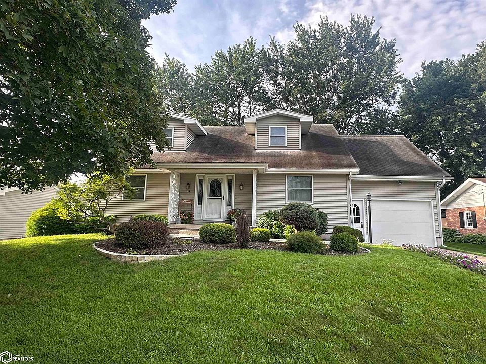 1st image of 125 Maple Dr