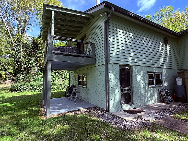 238 Beaverdam Rd — Photo 9