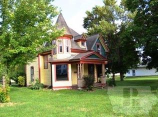 401 S Grant St, Lake Mills, IA 50450