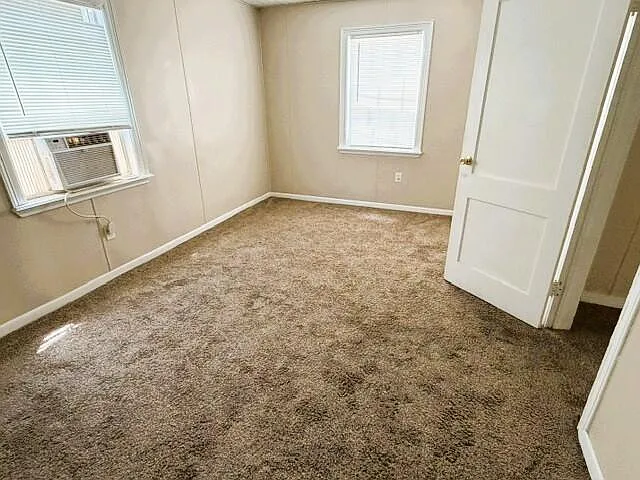 604 N Gillis St — Photo 13