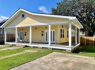 5560 Woodlawn Pl, New Orleans, LA 70124