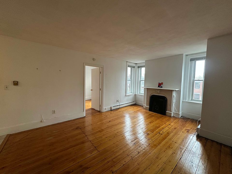 1st image of 301 Marlborough St APT 6