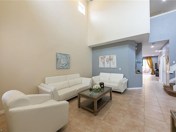 3rd image of 10147 North Silver Palm Dr