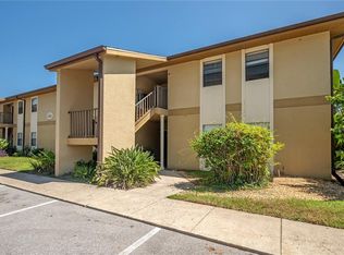 12261 Sailwinds Dr APT 103, Largo, FL 33773