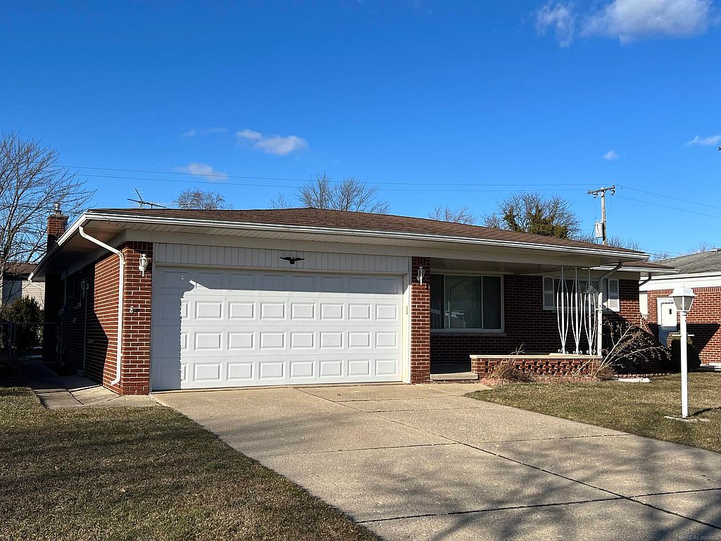 11165 Hanna Dr, Sterling Heights, MI 48312 | Zillow