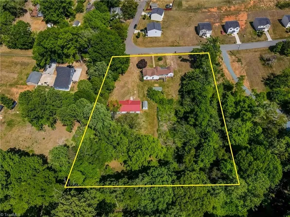 1810 Wilma Ave, Winston Salem, NC 27127
